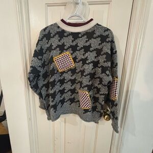 Vintage 80s sweater houndstooth gray and black * accepting offers